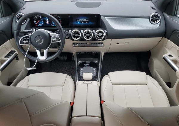 Mercedes-Benz GLA cena 89900 przebieg: 12100, rok produkcji 2022 z Szprotawa małe 92